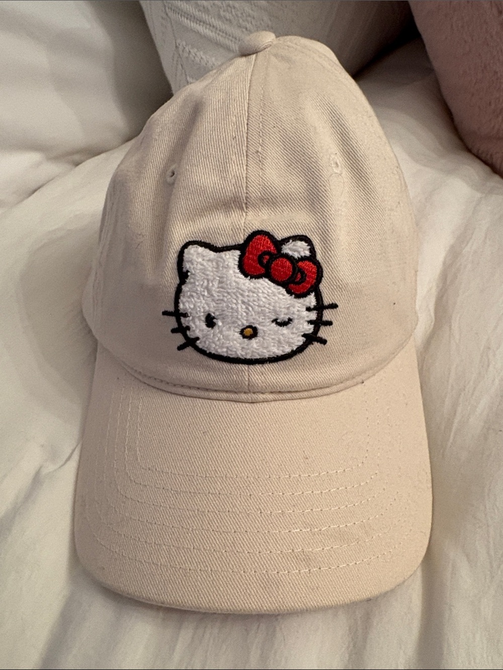 NWT Sanrio Hello Kitty Cream Cap with Red Bow